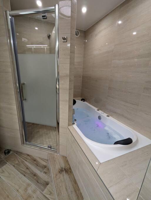 Le Cosy-Chic - T3 Balneo A Villeurbanne / Lyon Esterno foto